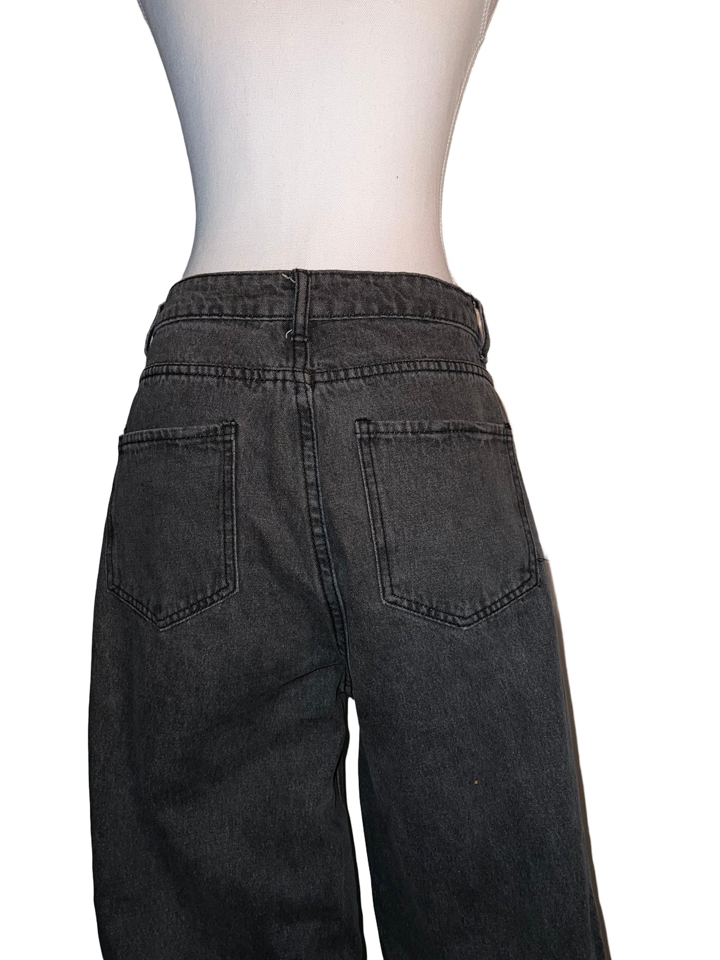 Ripped Baggy Jeans