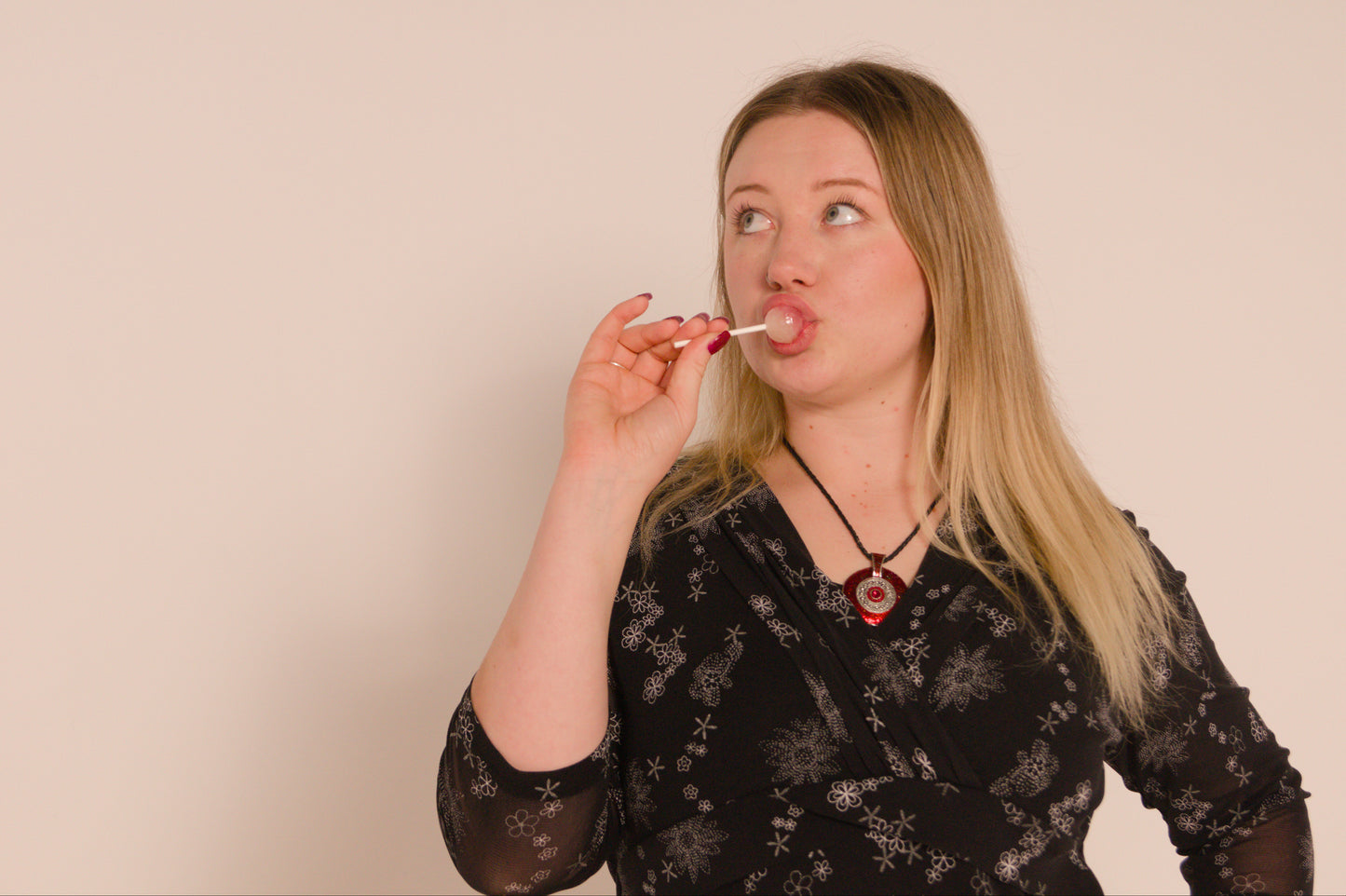 Red & Silver Bullseye Pendant Necklace with Earrings | Statement Set