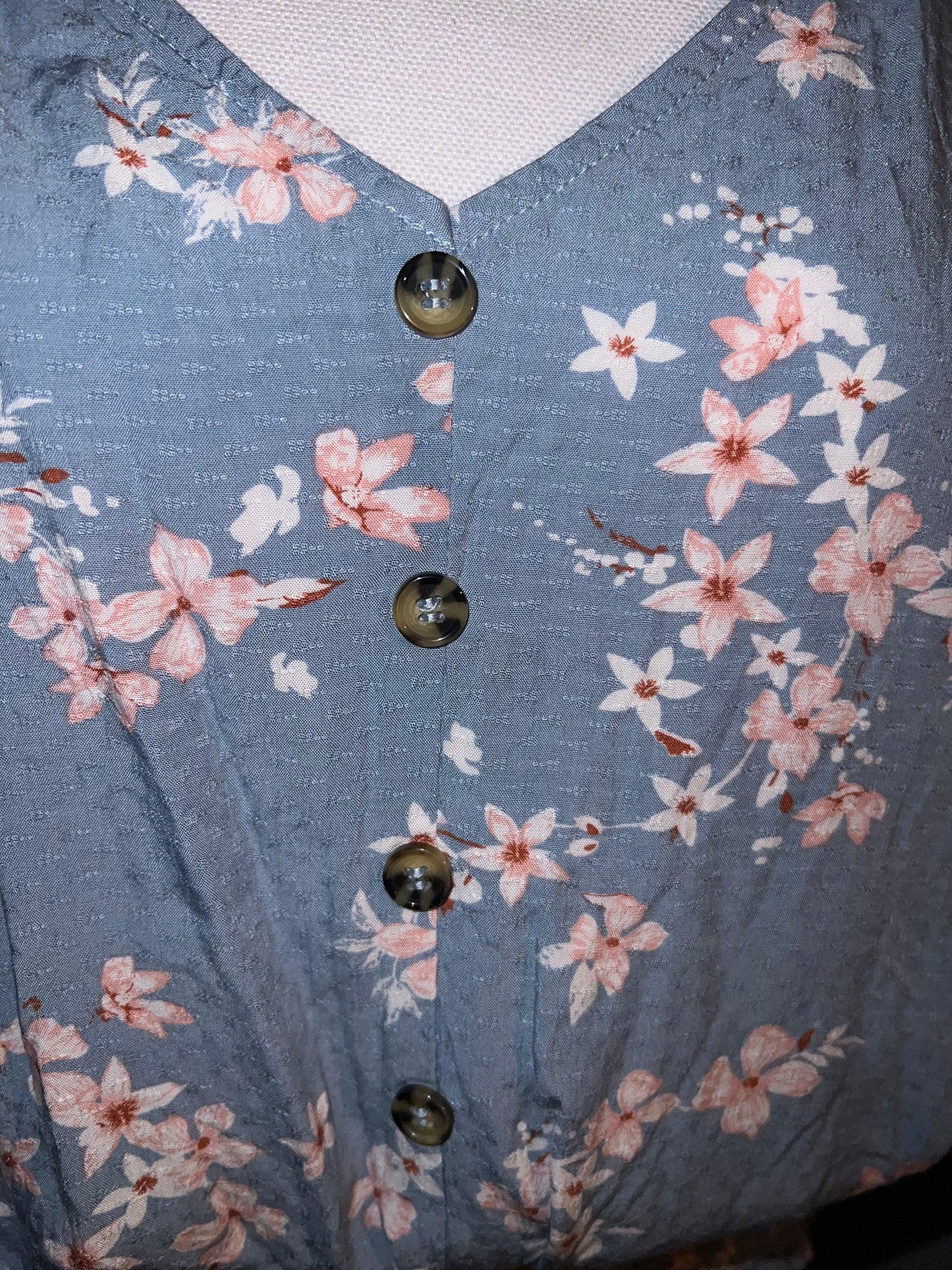 Floral scrunch top