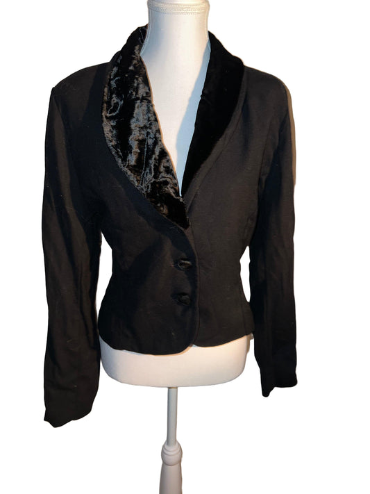 Cropped Blazer with Velvet Details